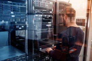 Read more about the article BẠN CÓ BIẾT CÁCH BẢO VỆ MÁY CHỦ (SERVER).